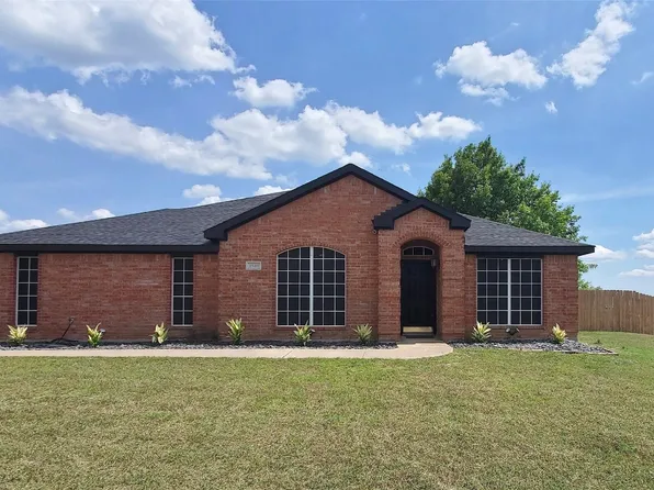 1540 Whiterock Dr, Midlothian, TX 76065