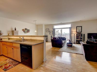 1920 N Farwell Ave, Milwaukee, WI, 53202
