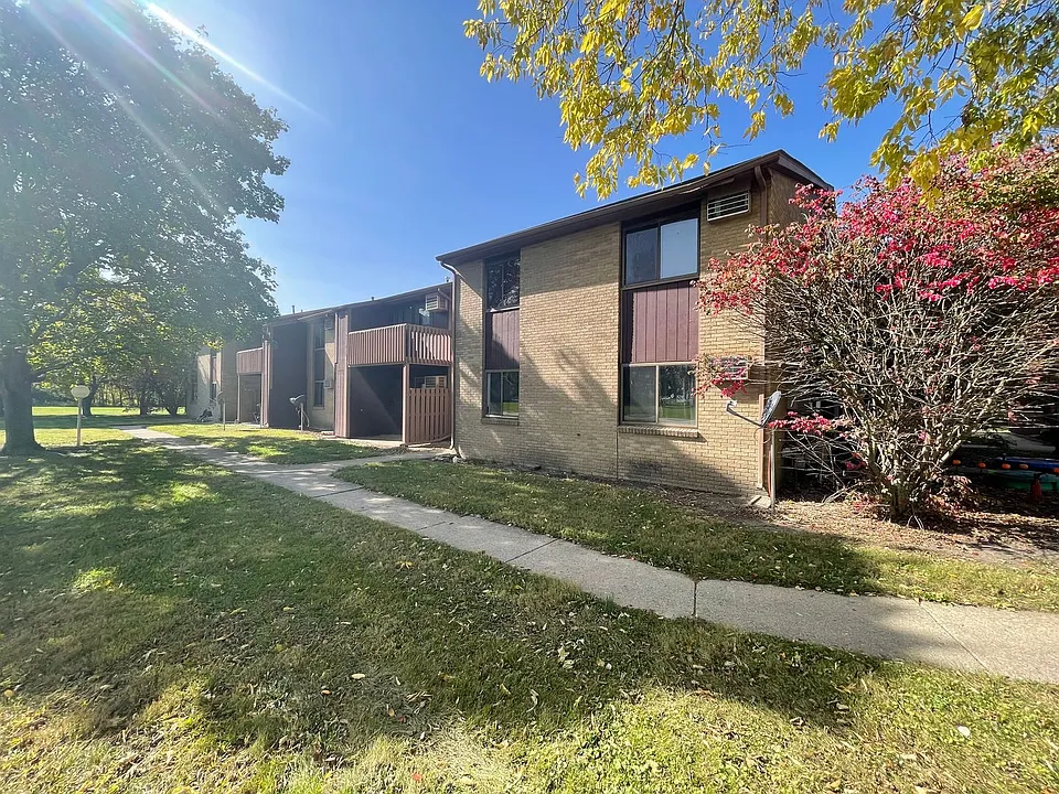 Brook Villa Apartments I
