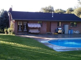 385 S Canyon Way, Centerville, UT 84014