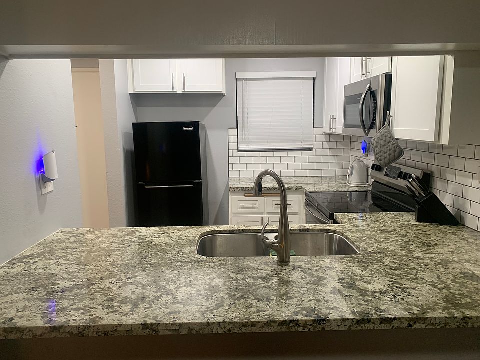1st image of 2343 E 17th St Unit 102