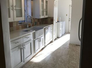 630 Bryn Mawr Dr NE, Albuquerque, NM 87106