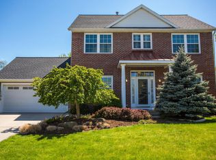 2718 Claridge Ct SW, Wyoming, MI 49418