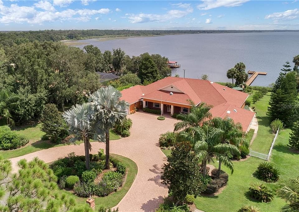 1st image of 2485 Lake Front Dr