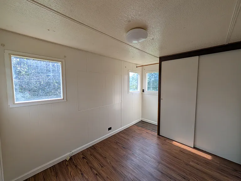 129 Ashlyn Dr — Photo 7