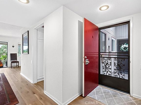 3rd image of 859 N Ronda Mendoza