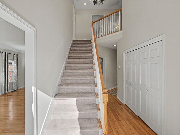 4th image of 3037 Brookside Path