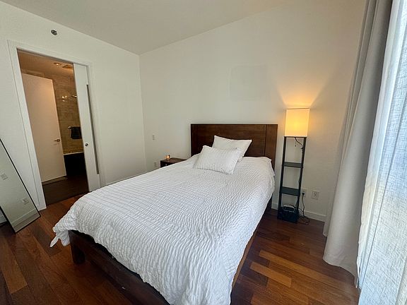 5th image of 135 N 11th St APT 4D