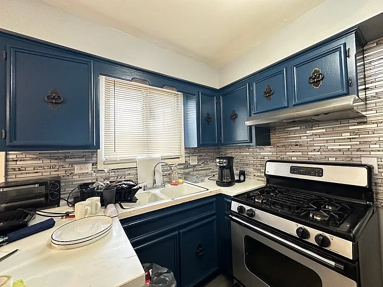 3042 N Central Ave #302 — Photo 4
