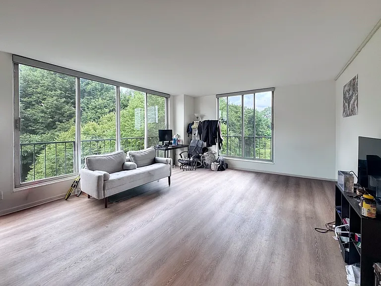 99 Pond Ave #806 — Photo 18