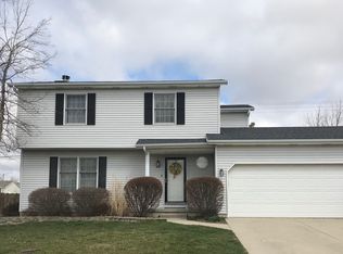 602 Carriage Hills Rd, Normal, IL 61761