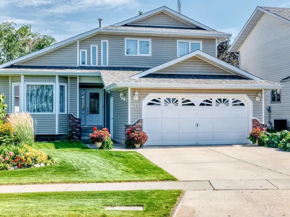 4327 49th St NW, Edmonton, AB T6L 6J5