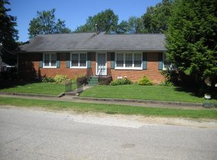 416 S 6th St, Rockport, IN 47635