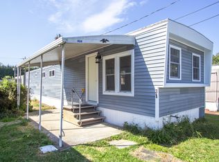 9 Main St TRAILER 31, South Windsor, CT 06074