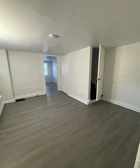 409 Beech St — Photo 13