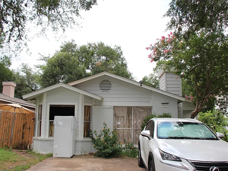 9603 Nightjar Dr — Photo 1