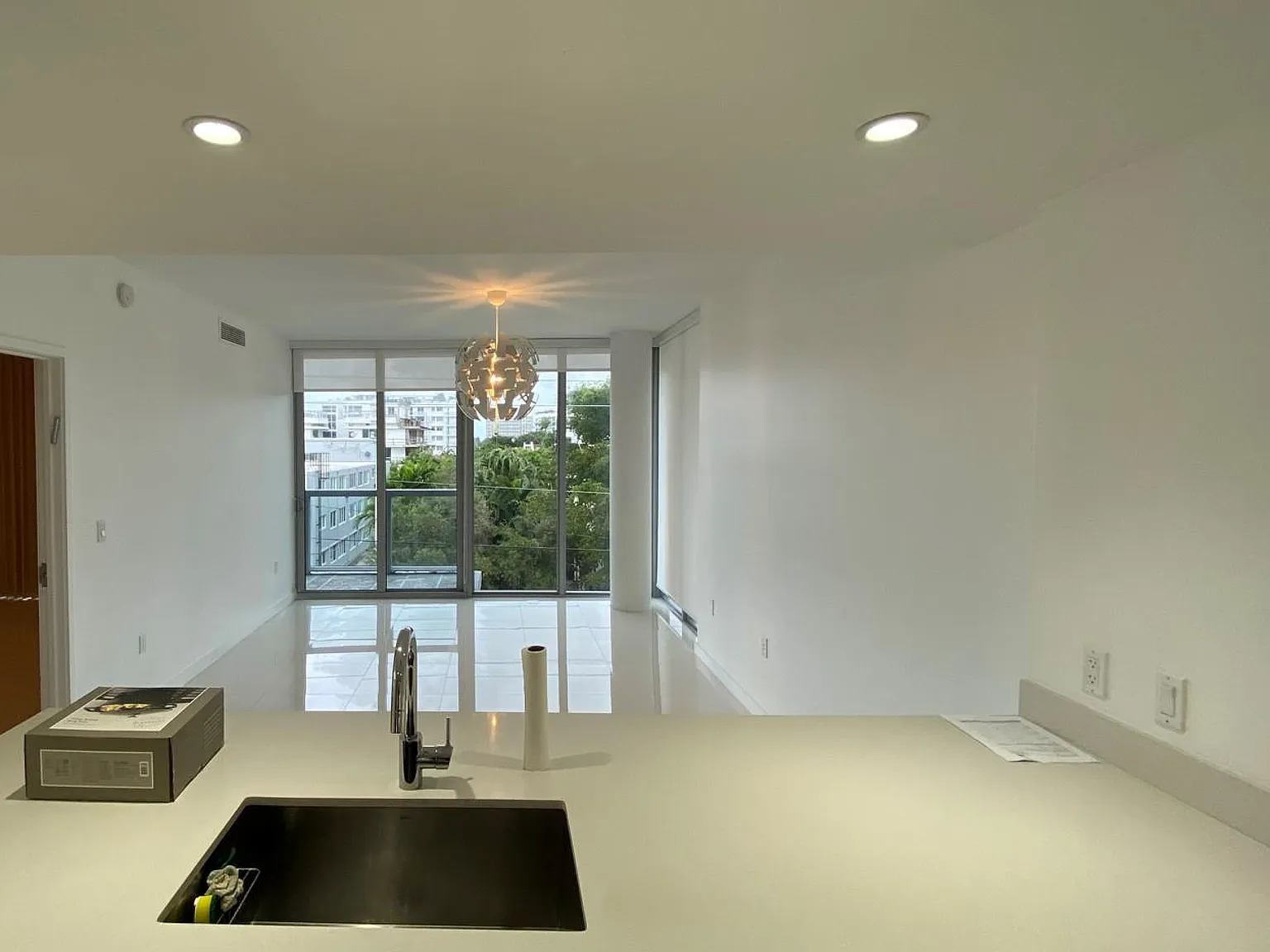 2 bed, 1239 sqft, $6,800 — Photo 2