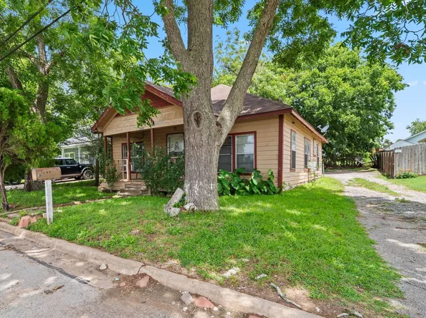 1409 Lauraine St, Brenham, TX 77833