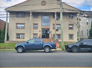 816-826 W Grand St #3L, Elizabeth, NJ 07202