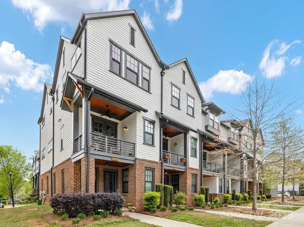 933 E 36th St, Charlotte, NC 28205