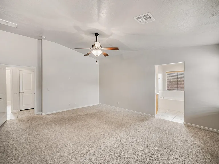 3945 S 20 E — Photo 12