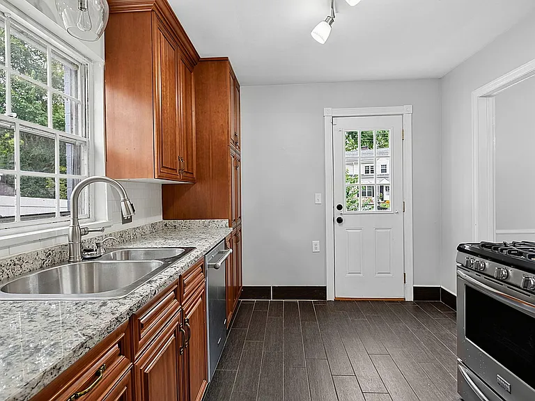 5661 N Illinois St #5661 — Photo 10