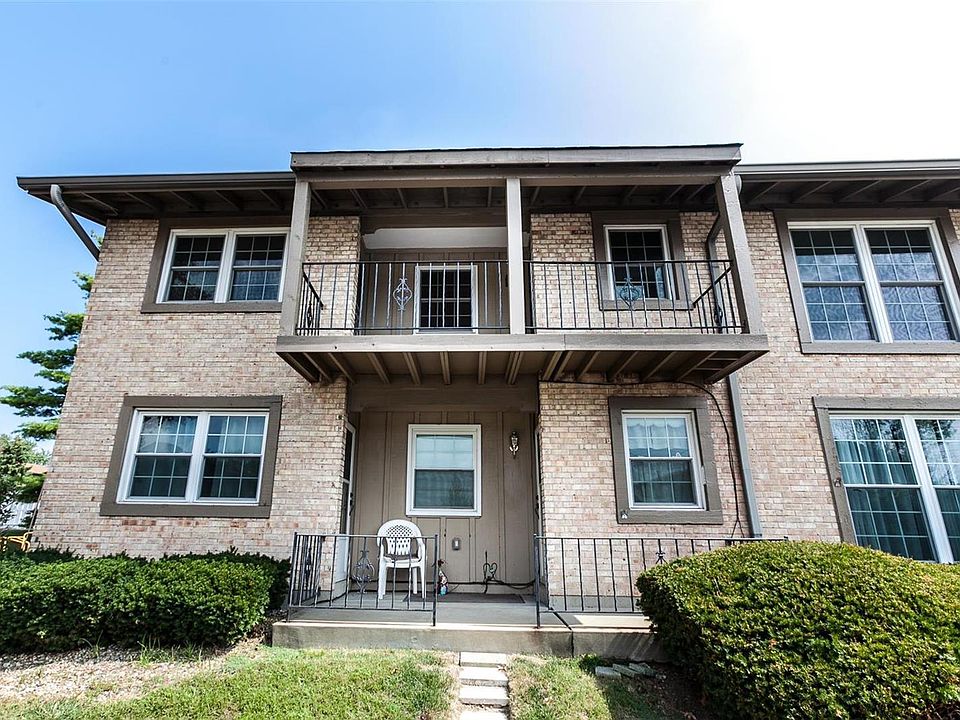 1st image of 3181 Carefree Ln APT E
