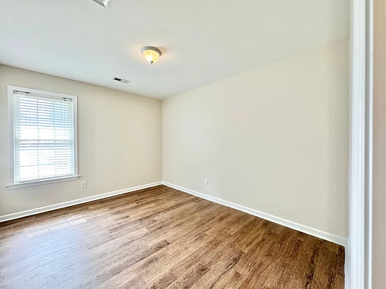 3529 Bent Trace Dr — Photo 10