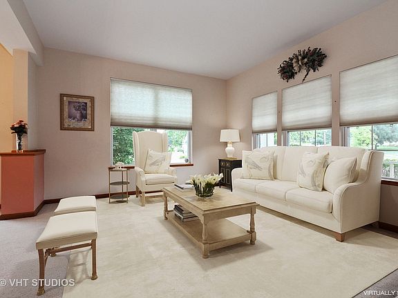 5th image of 4609 Loyola Dr
