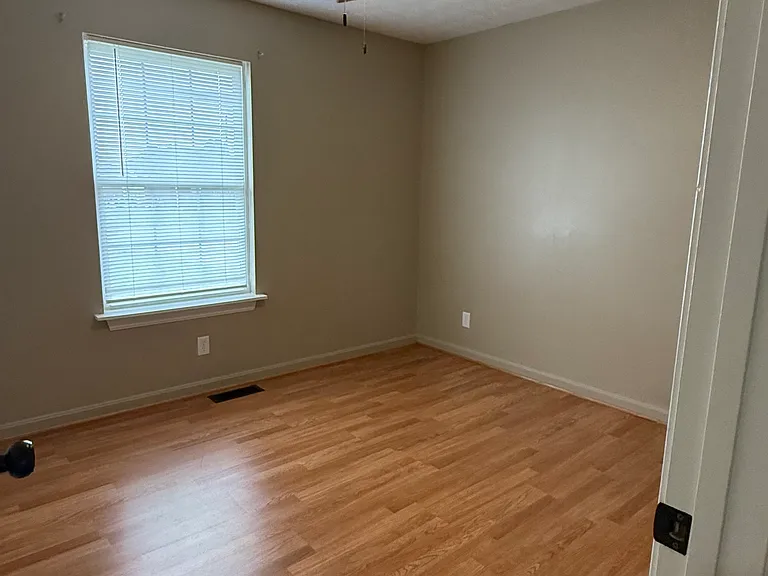 123 Biliken Ct — Photo 13