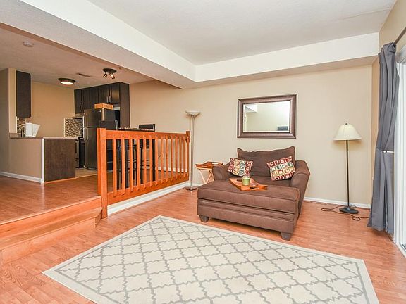 4th image of 119 Tall Oaks Dr Unit G