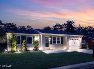 40 Chelsea Drive #70, Whiting, NJ 08759