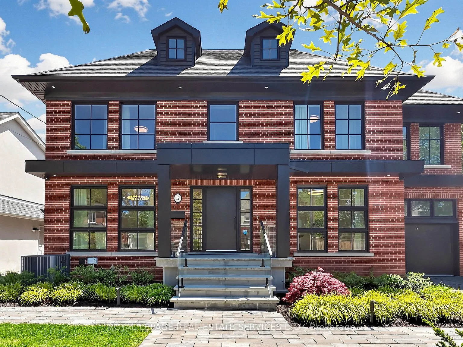 5 bed, $11,800 — Photo 1