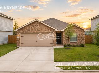 201 Sunnymeade Ln, Jarrell, TX 76537
