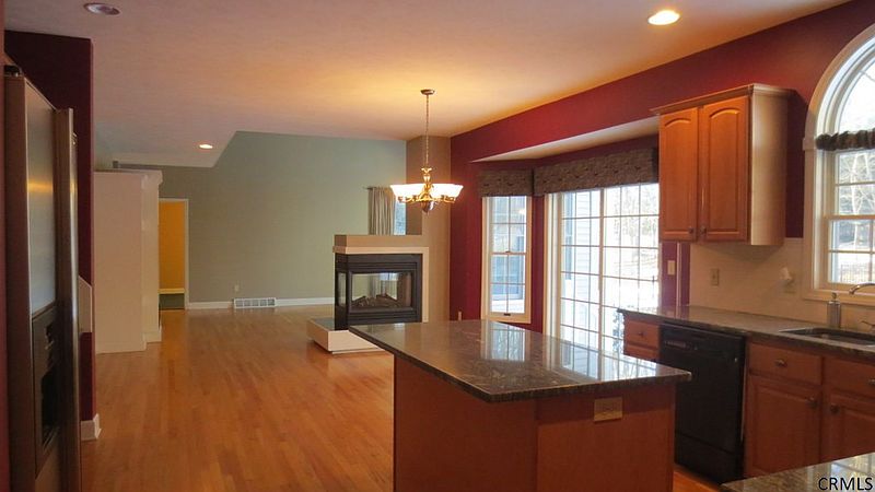 2nd image of 405 ELIZABETH Court