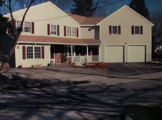 233 Winn St, Woburn, MA 01801