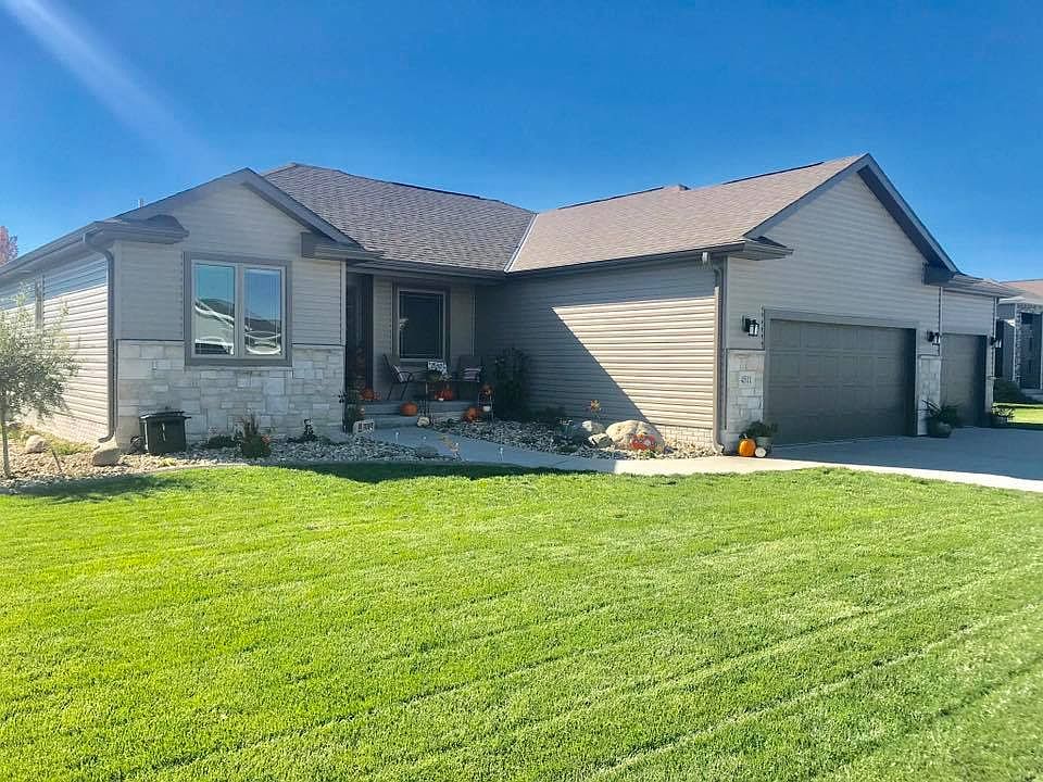 4511 32nd St, Columbus, NE 68601 | Zillow