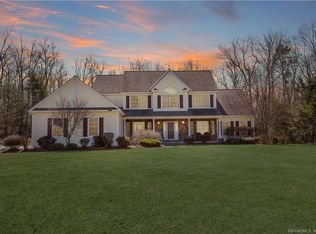 82 Comstock Trl, East Hampton, CT 06424