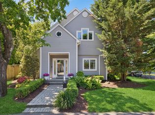 1040 Harrison Drive, Centerport, NY 11721