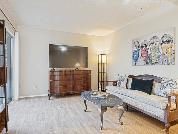 2nd image of 2323 Trellis Pl