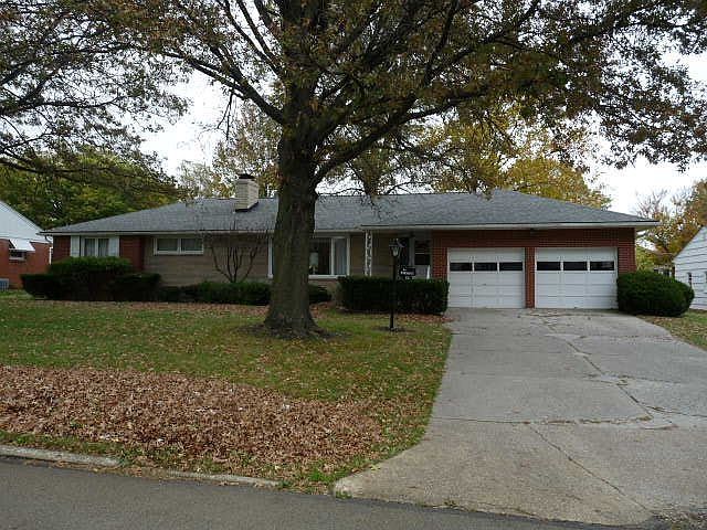 1st image of 65 Harriette Dr