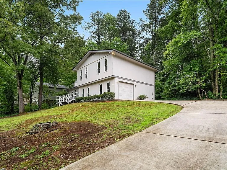 3260 Creek Hollow Dr — Photo 12