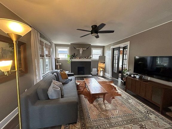 4th image of 2717 Revere Ave