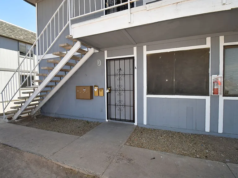 302 Eastminister Ct #A — Photo 18
