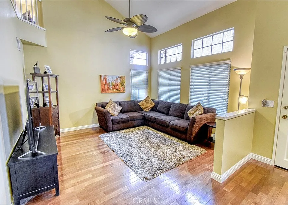 24911 Laguna Vis