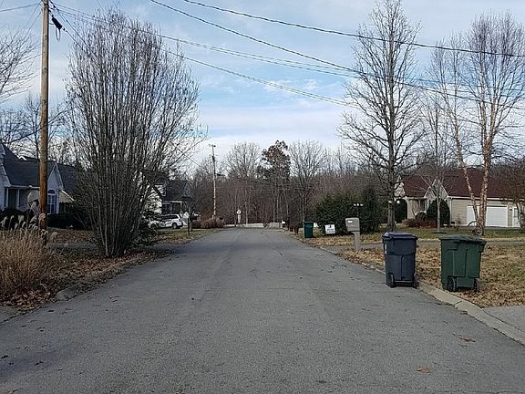 5th image of 7512 Fairfield Ct