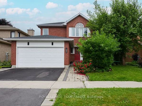1684 Des Sapins Gdns, Ottawa, ON K1C 8E1