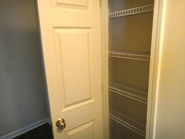 2006 Longview Ct — Photo 19