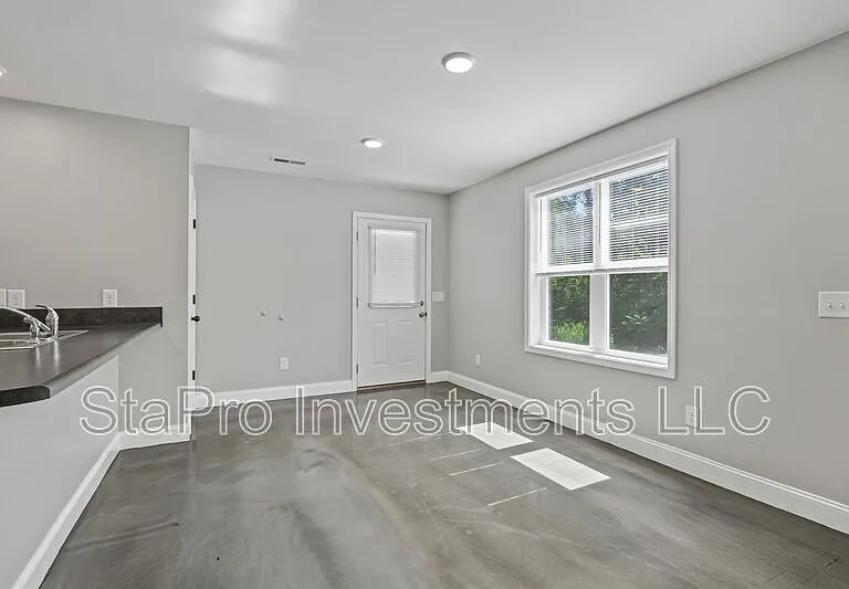 73 McMurtry Rd — Photo 12