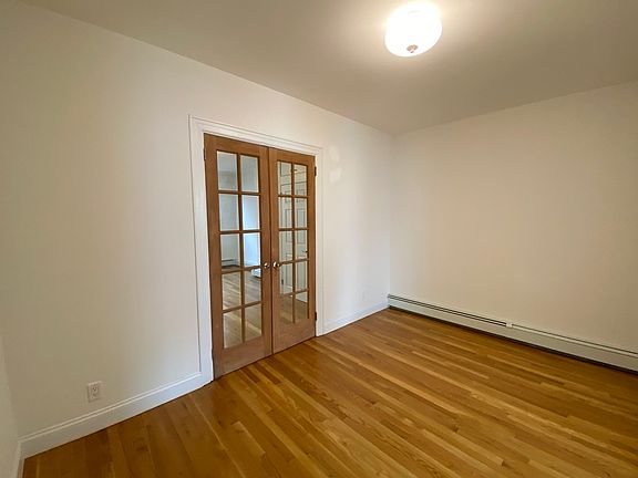 5th image of 558 Court St Unit 2